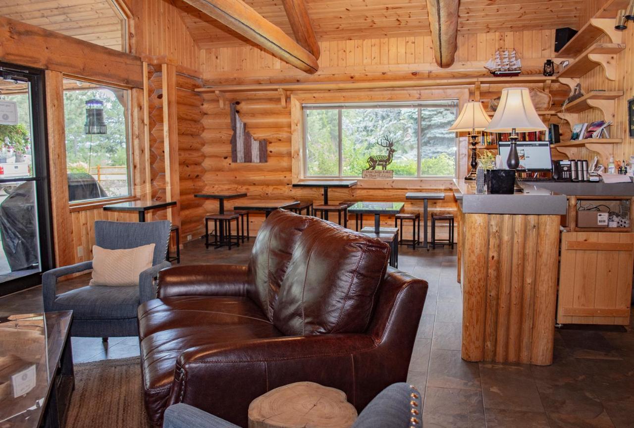 Log Inn Bonners Ferry Exteriér fotografie